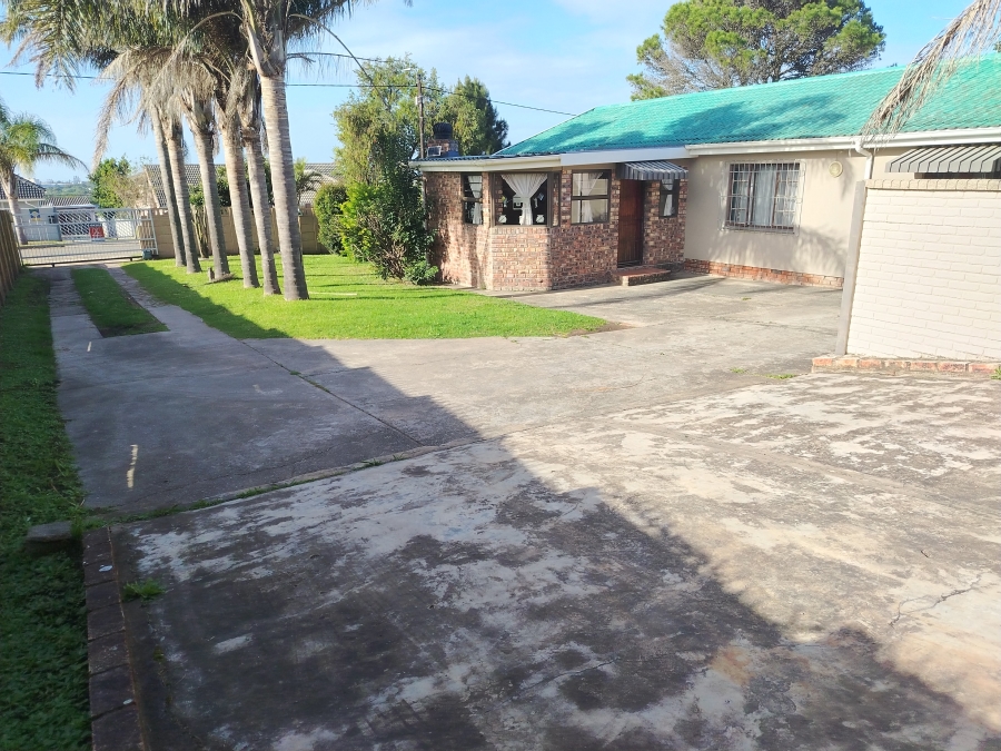 4 Bedroom Property for Sale in Amalinda Eastern Cape